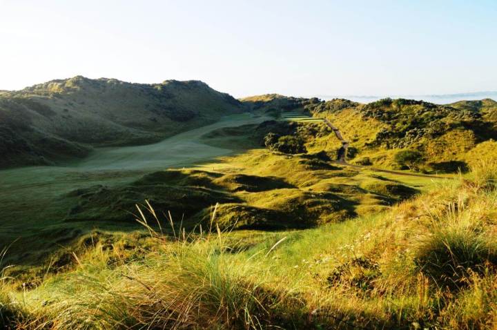 grassy dunes at portstewart golf club